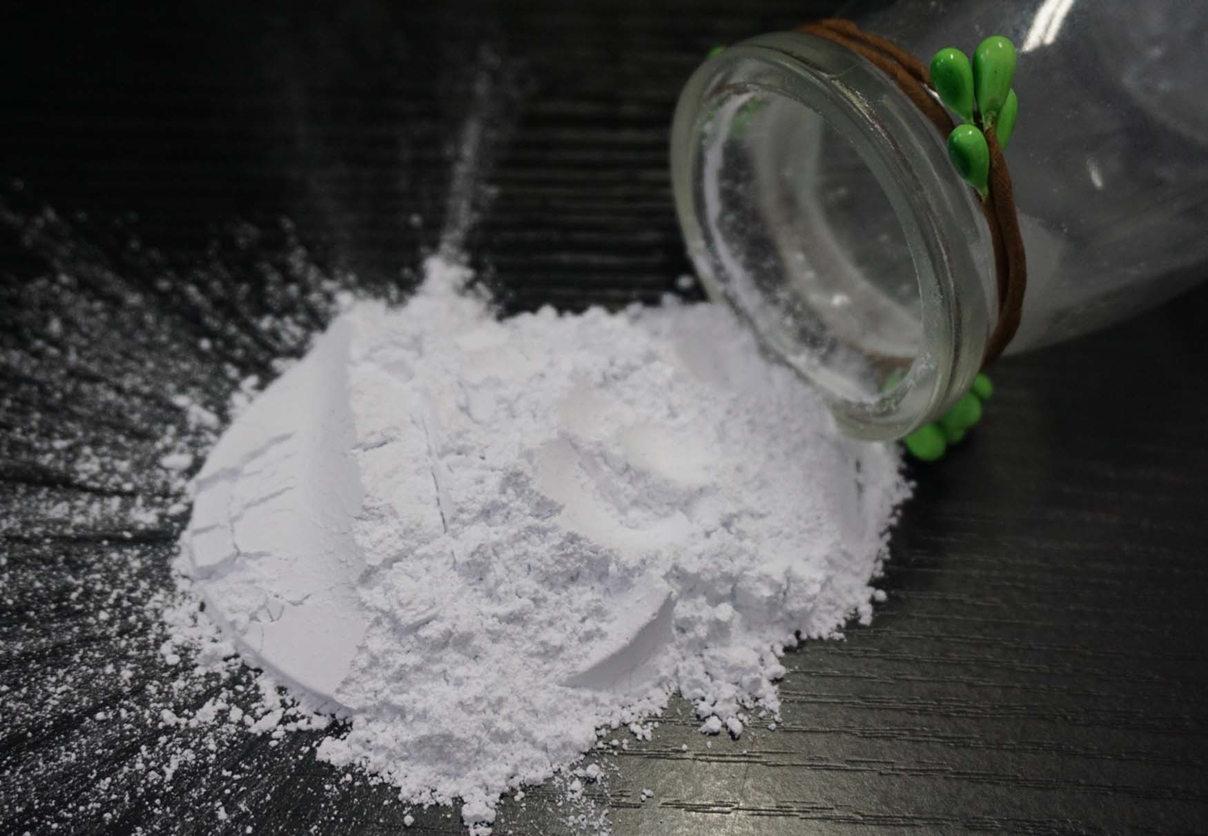 白い色のメラミン プラスチック テーブルウェアのための形成の粉の樹脂